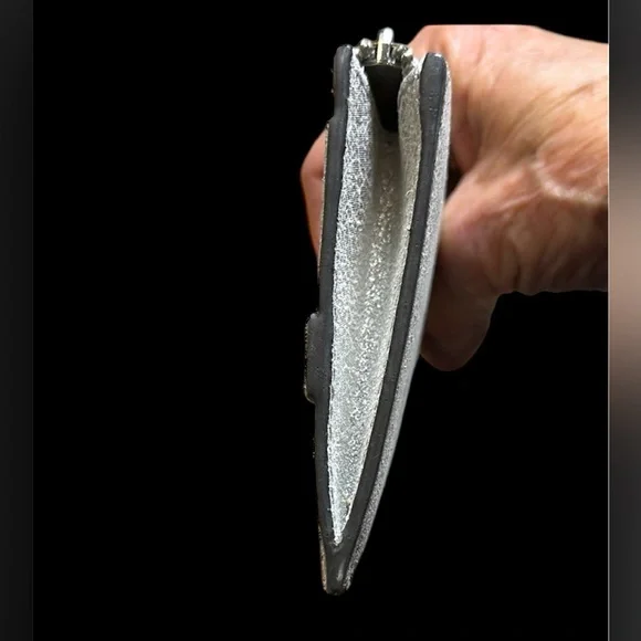 Antonio Melani Silver RFID Credit Card Wallet With Zip Pocket, Slip Pocket NWT - Picture 4 of 14